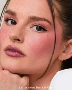 Blurring Pillow Blush