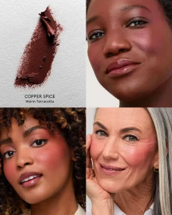 Blurring Pillow Blush