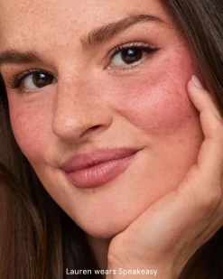 Blurring Pillow Blush