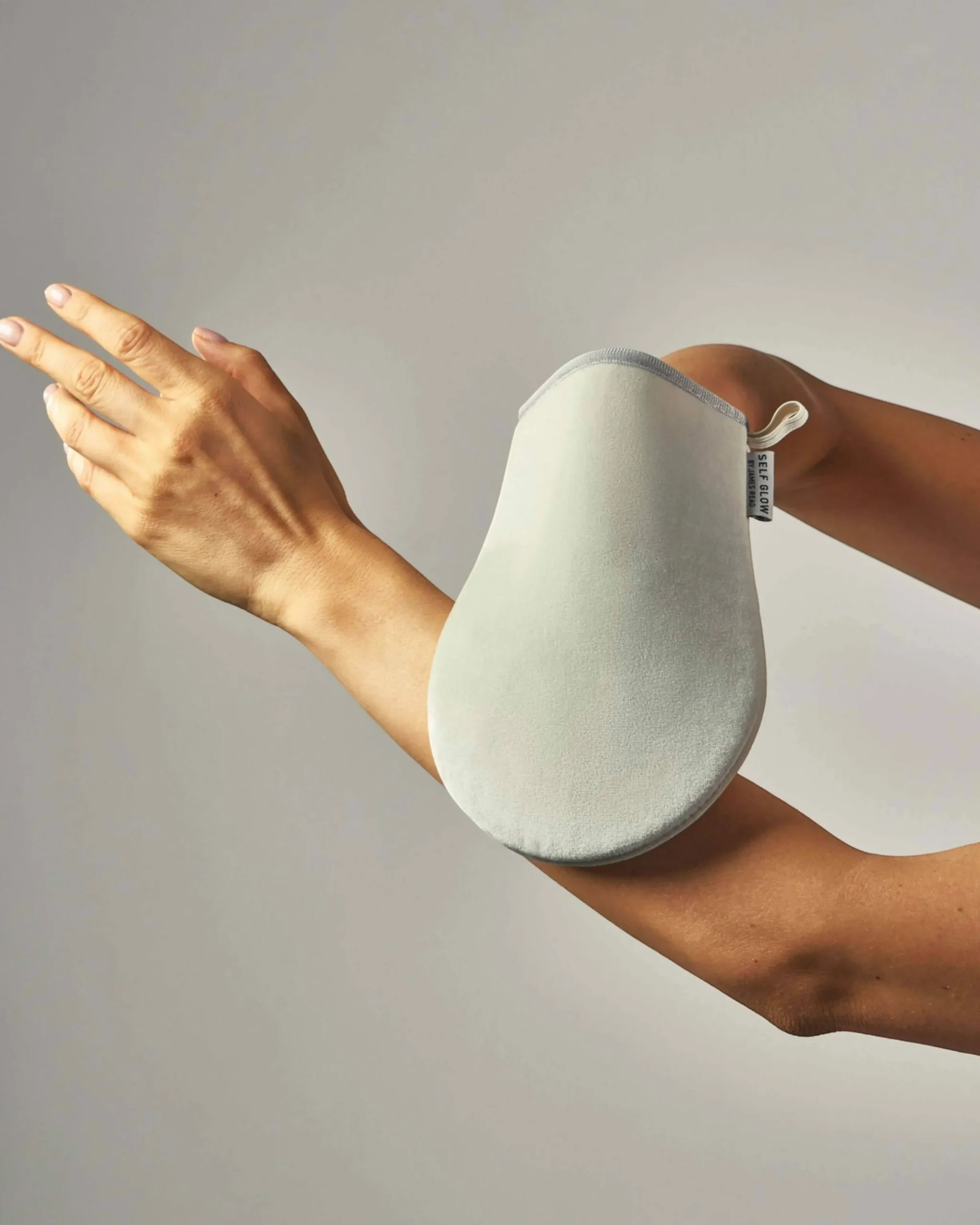 Body Glow Mitt