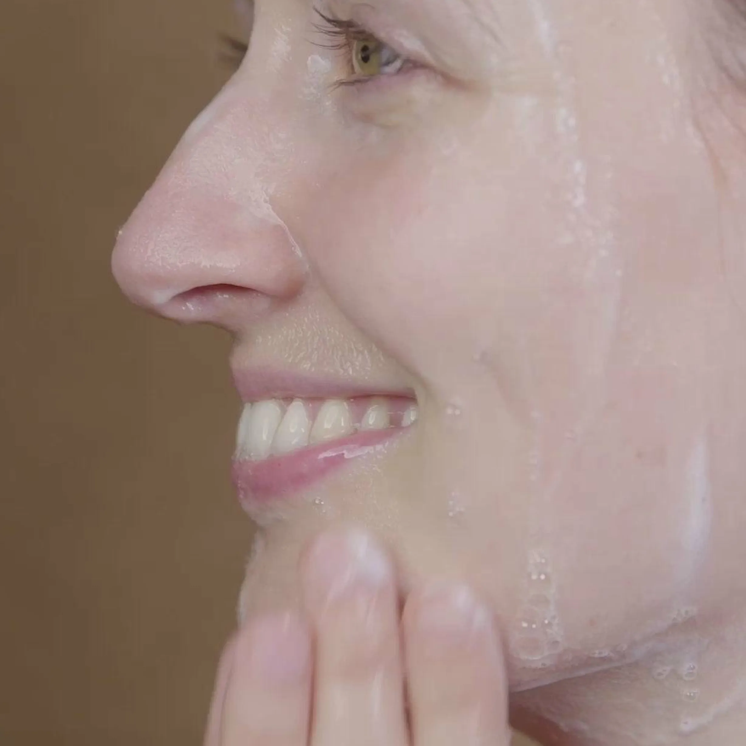 Clean - Fruity Foaming Face Wash