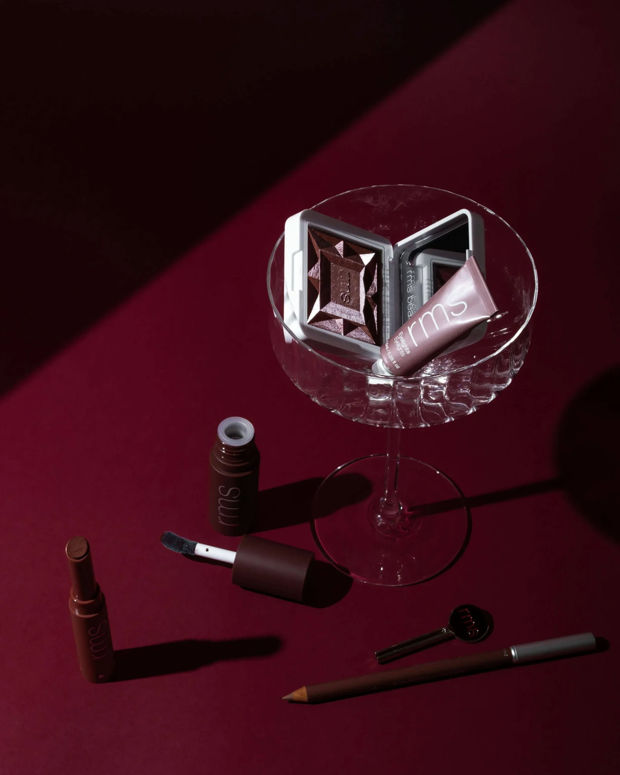 Color Capsule: The Wine Edit