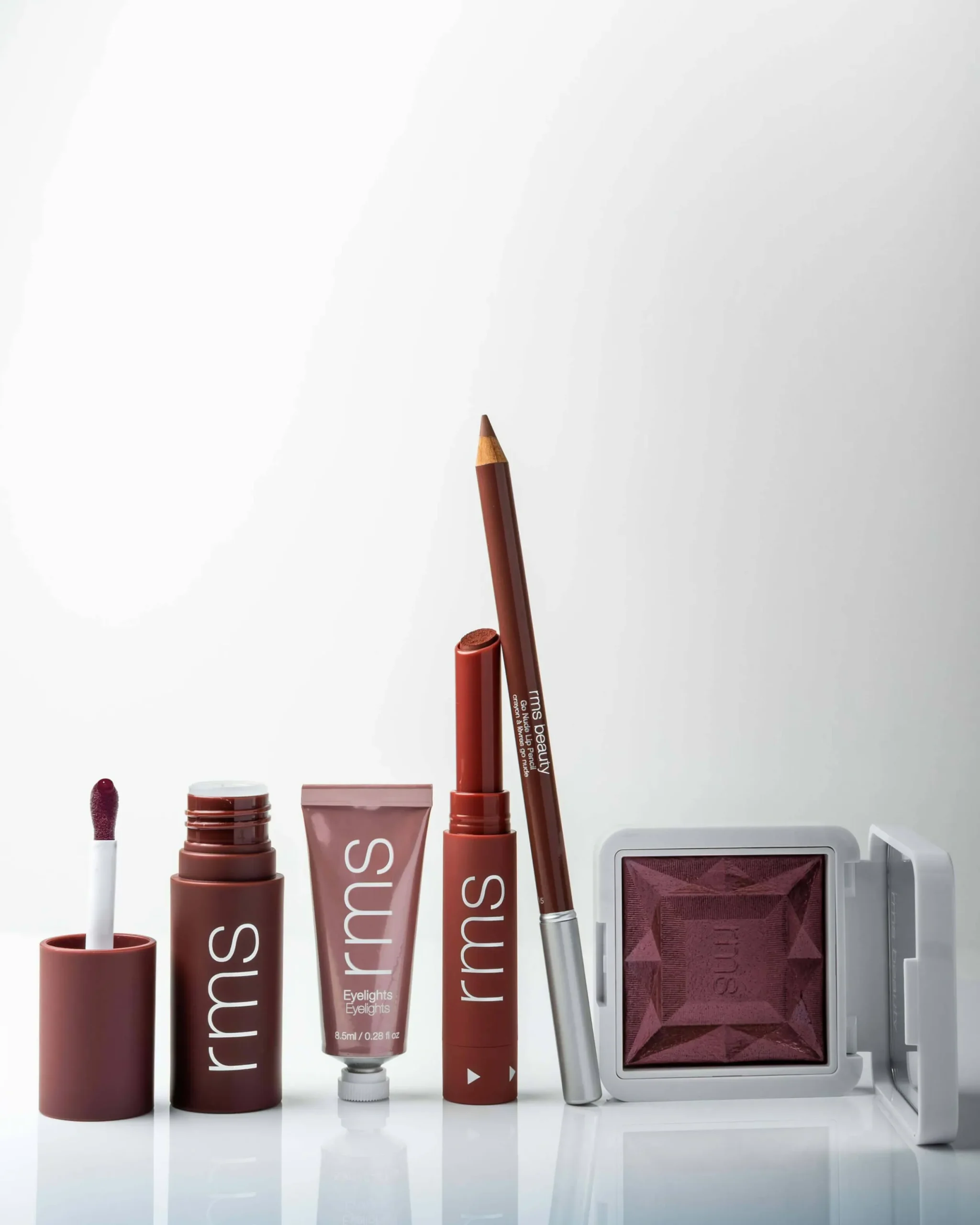 Color Capsule: The Wine Edit