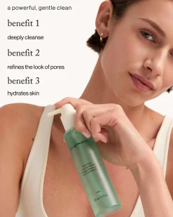 Daily Detox Foaming Cleanser