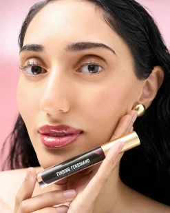 Delicate Gloss