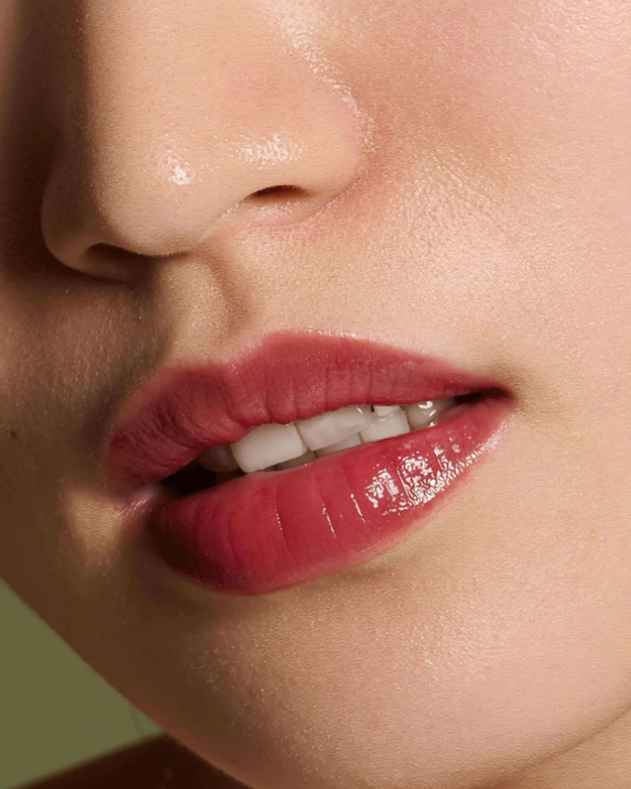 Delicate Gloss