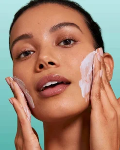 DeviDetox Purifying Face Cleanser