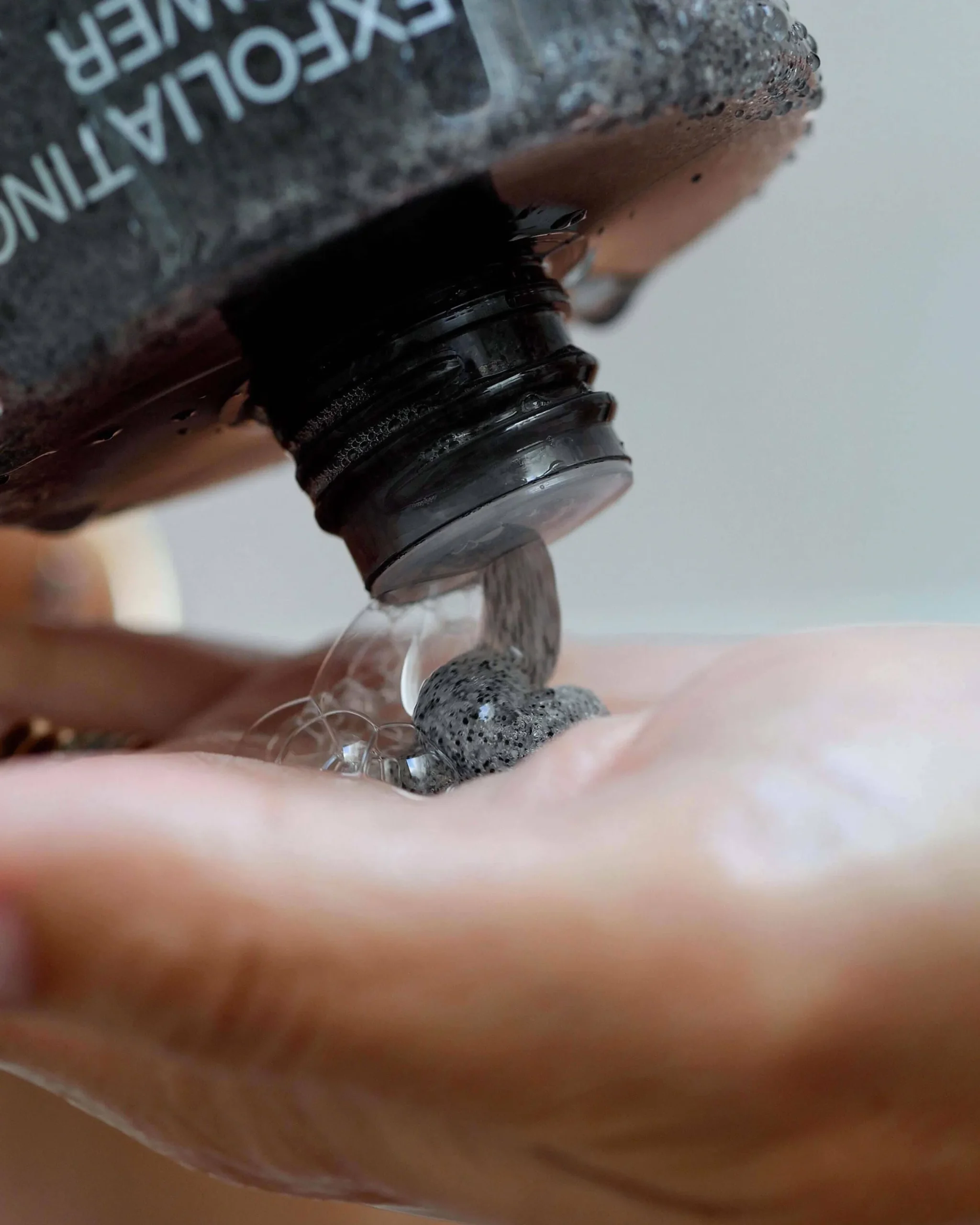 Exfoliating Shower Gel