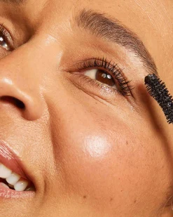 Fullest Volumizing Mascara
