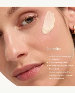 GOOPGLOW Microderm Instant Glow Exfoliator