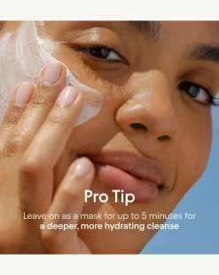 Hydrating Cream Cleanser with Vitamin C & Juneberry