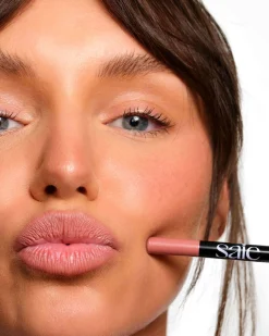 Lip Liner 101™ Creamy & Nourishing Lip Pencil