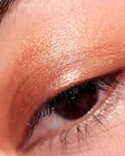 Lip-to-Lid Balmie Highlighter