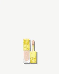 Mini Revealer Super Creamy + Brightening Concealer