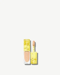 Mini Revealer Super Creamy + Brightening Concealer