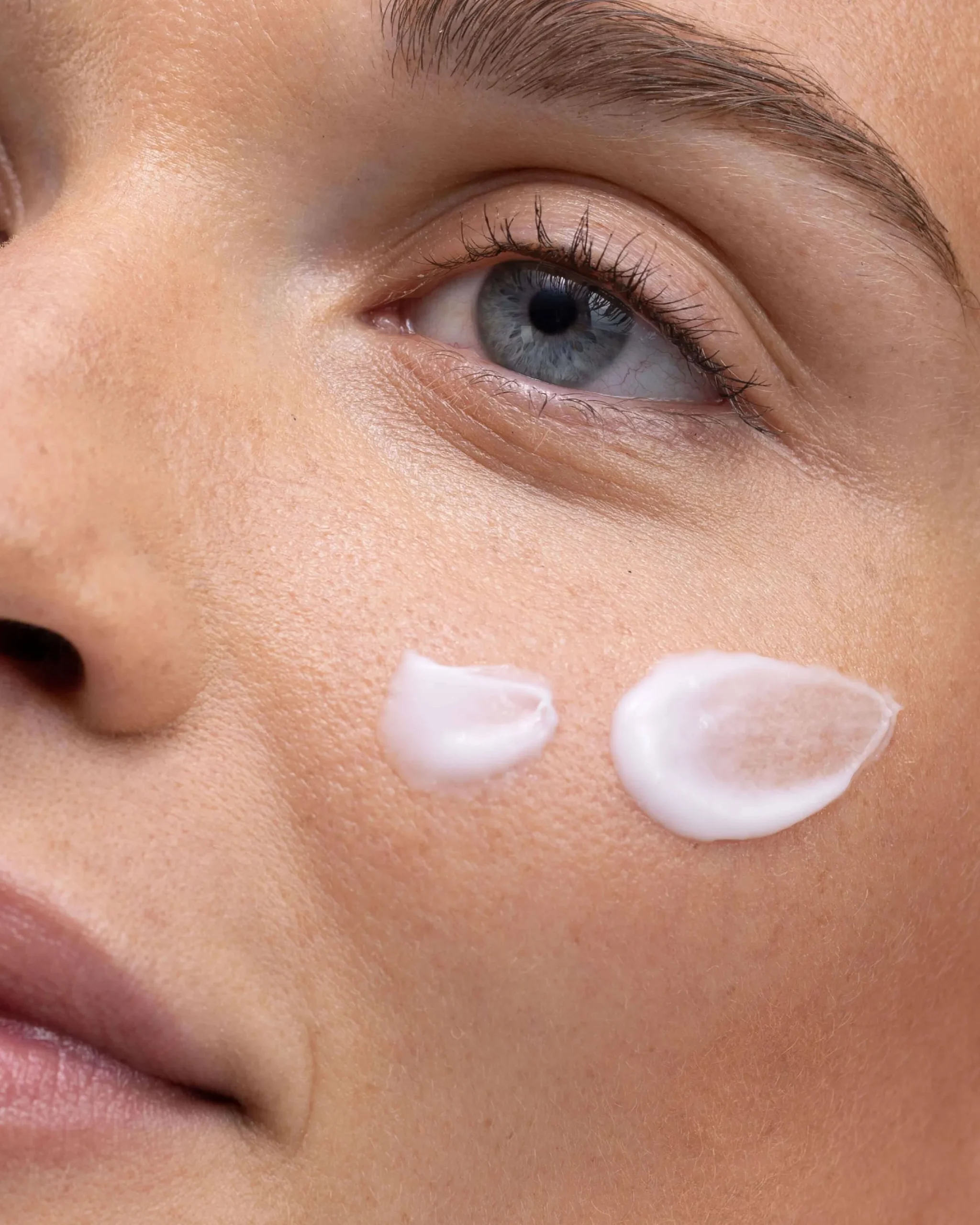 Moisturizing Bakuchiol + Glycolic Night Repair Treatment