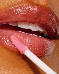 Pure Radiance Overnight Lip Treatment