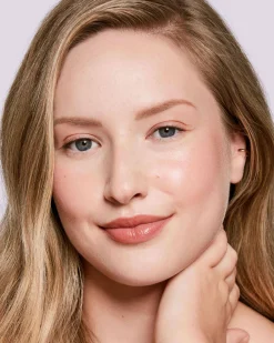 Slip Tint™ - Lightweight Tinted Moisturizer with Mineral Zinc SPF 35 and Hyaluronic Acid