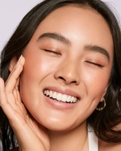 Slip Tint™ - Lightweight Tinted Moisturizer with Mineral Zinc SPF 35 and Hyaluronic Acid