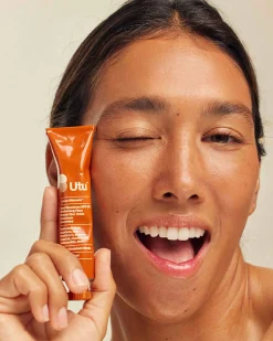 SPF30 Daily Moisturizing Face Sunscreen