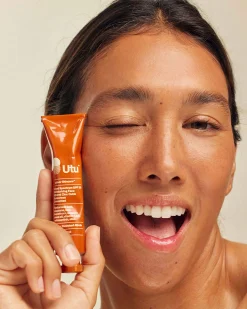 SPF30 Daily Moisturizing Face Sunscreen