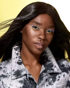 Stretch The Limits Liquid Liner