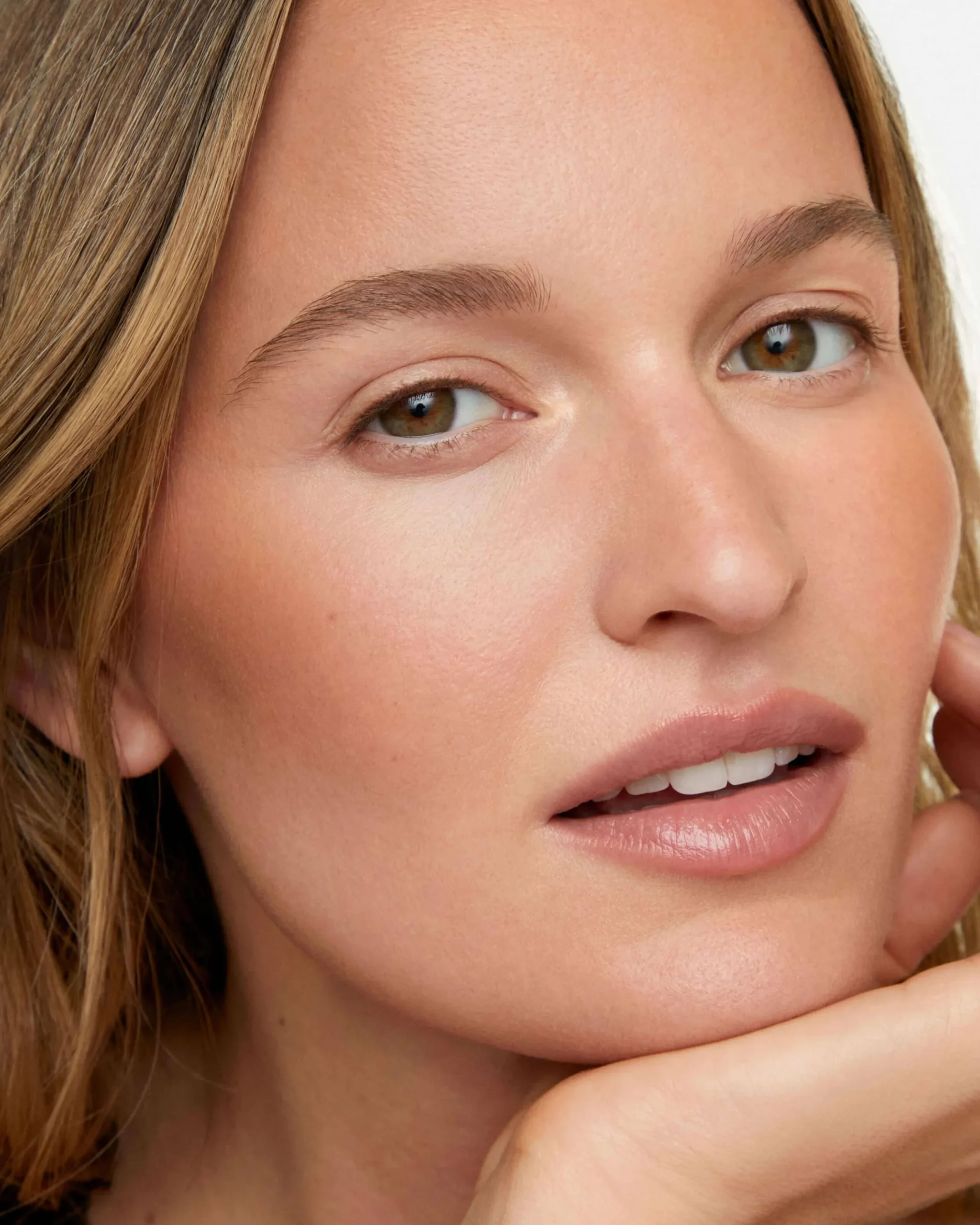 SuperSuede™ Radiant Talc-Free Baked Powder Bronzer