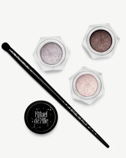 The Eye Soot Brush