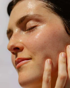 The Meringue Melt Regenerating Skin-Softening Cleanser