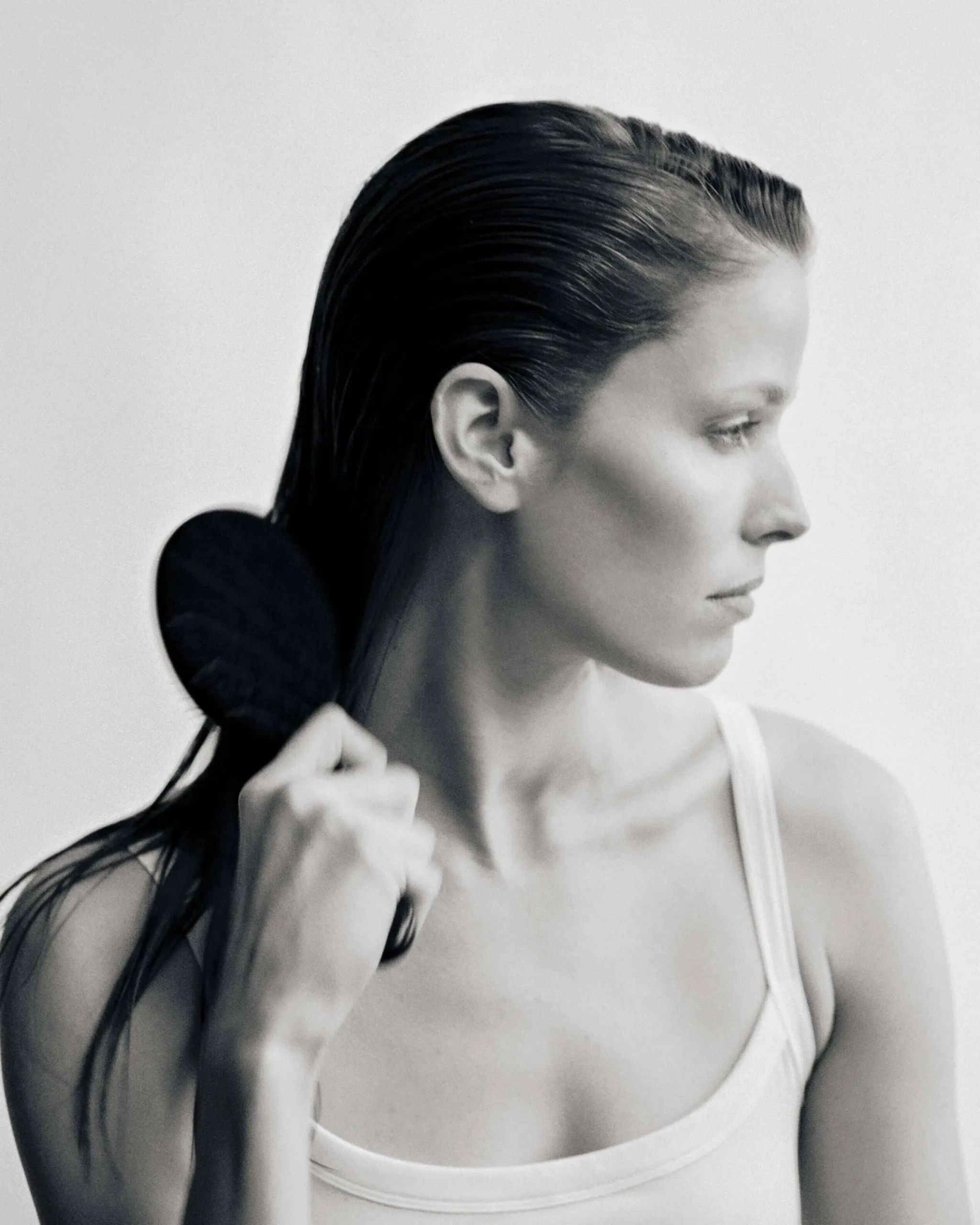 The Mermaid Brush - Detangling Brush