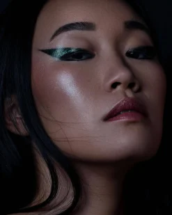 Thorn Bite Peptide Plump Crème Lip Oil