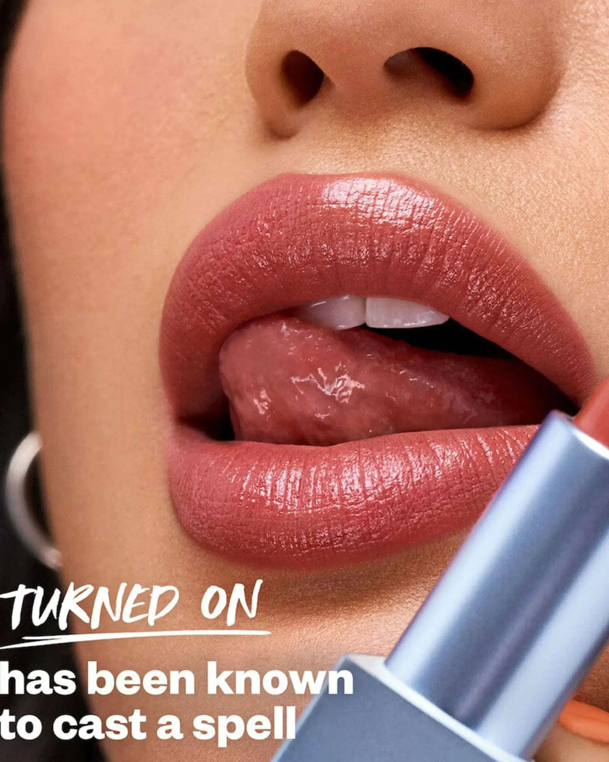 Weightless Lip Color Nourishing Satin Lipstick