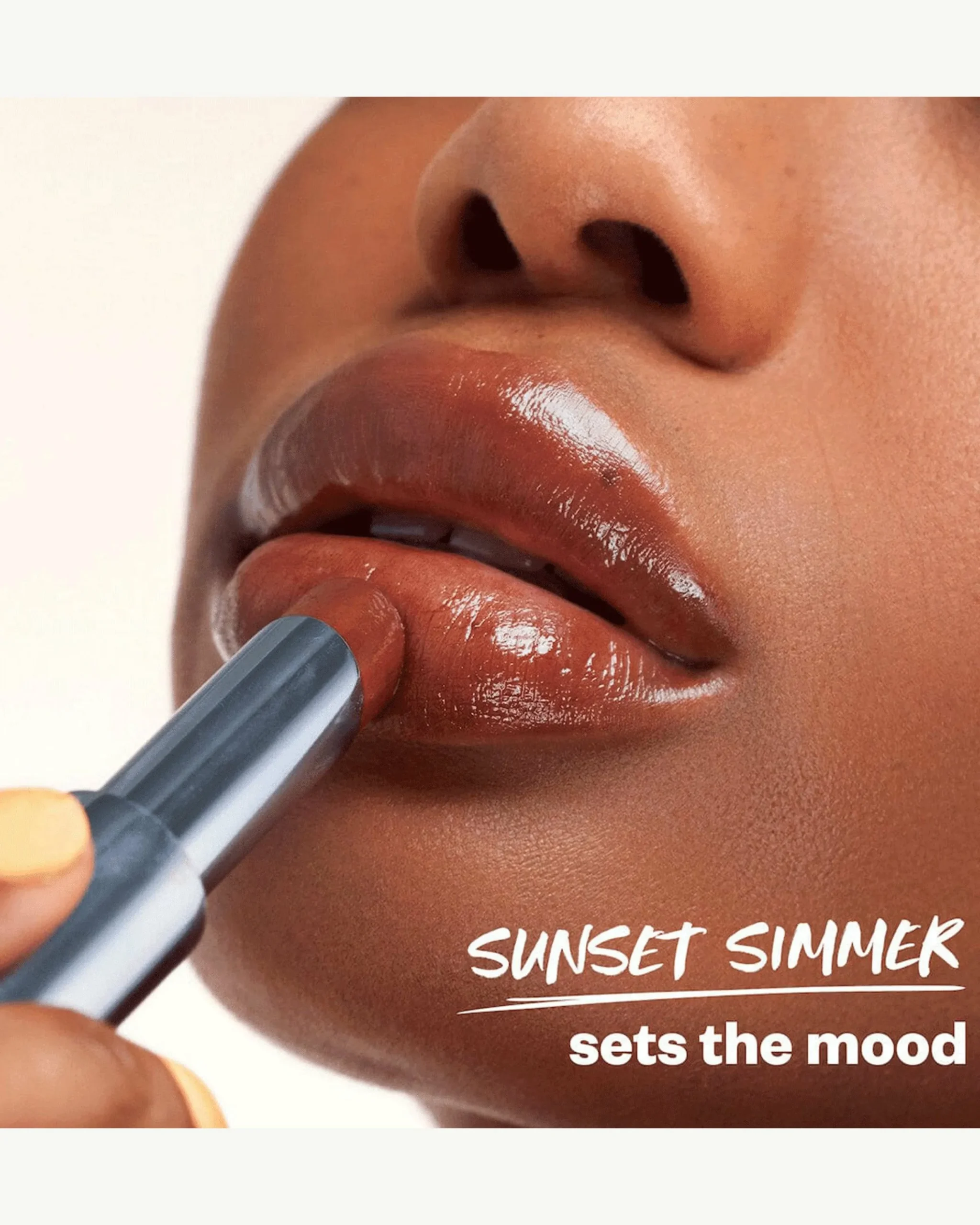 Wet Stick Moisturizing Lip Shine
